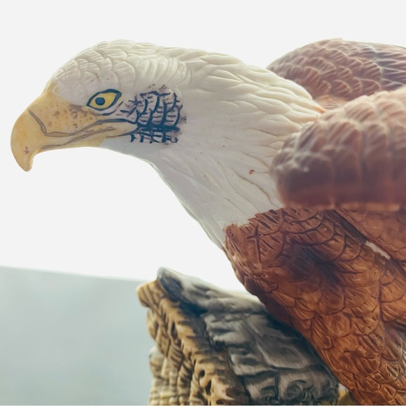 Americana Birds in Flight Collection Fine Porcelain American Eagle - Picture 2 of 4